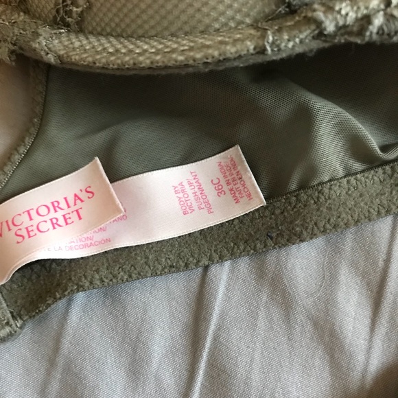 Victoria Secret Set - Picture 4 of 4